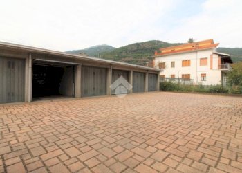 Apartment Piazza Martinetti, Borgofranco d'Ivrea - photo 8