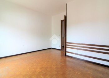 Apartment Piazza Martinetti, Borgofranco d'Ivrea - photo 28