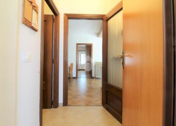 Trilocale Via Vottorio Emanuele, Borgofranco d'Ivrea - foto 6