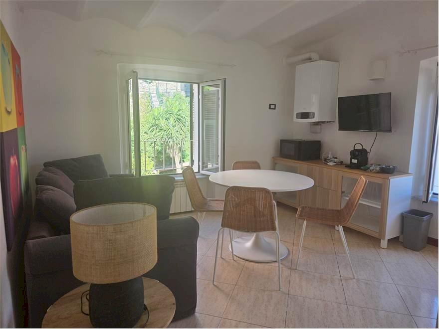 Bilocale Genova (zona Lagaccio) - foto 1