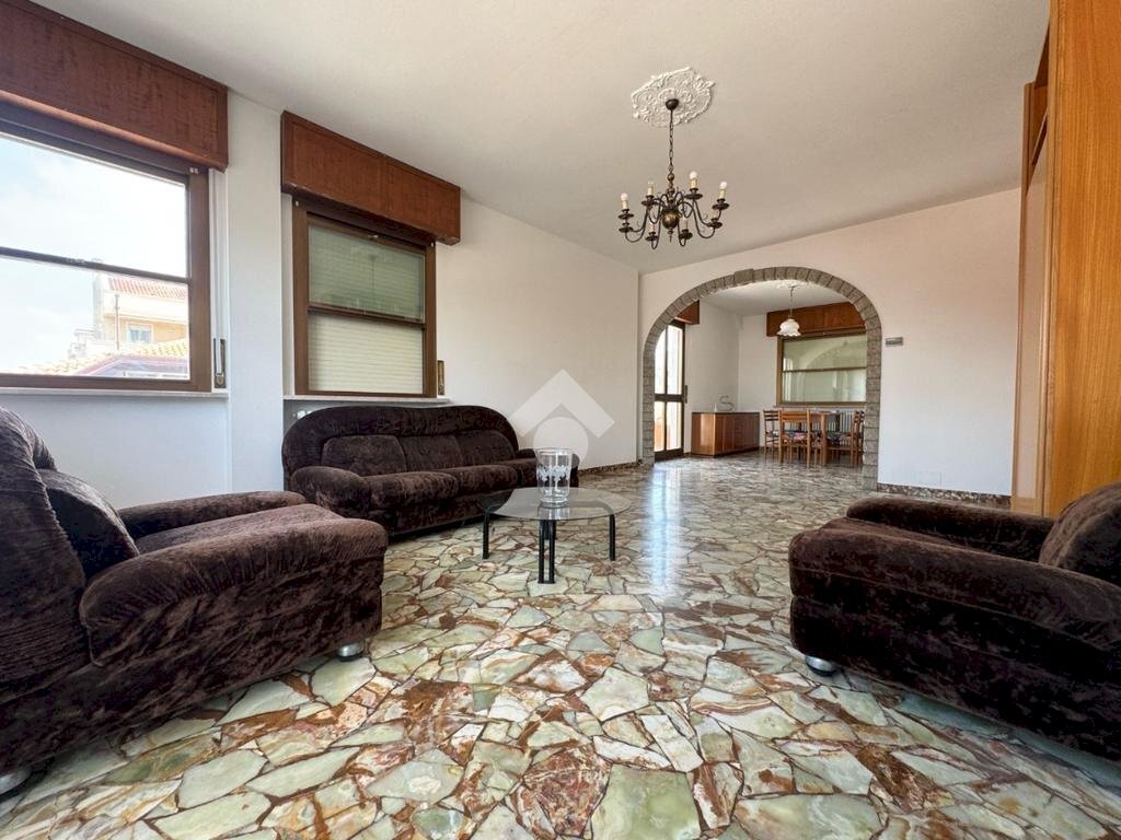 Three-room apartment Via Milano, Cattolica - photo 2
