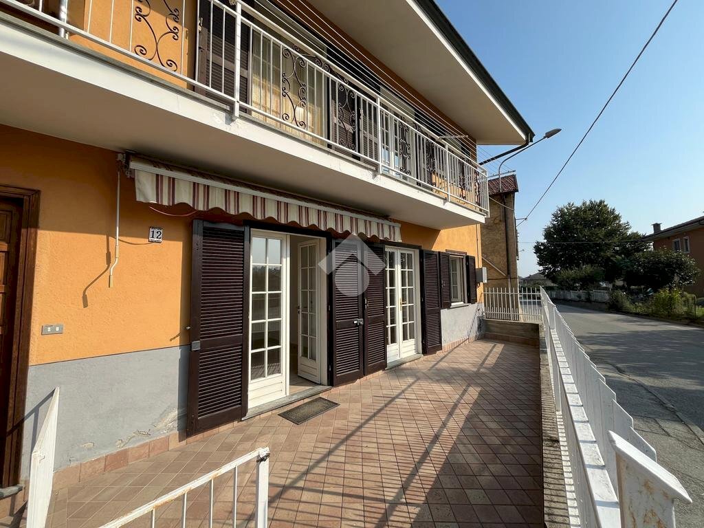 Four-room apartment Via Villaretto, Bagnolo Piemonte - photo 1