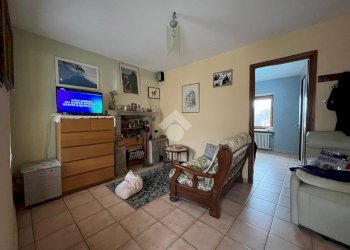 Semi-detached house Via Montebracco, Barge - photo 9