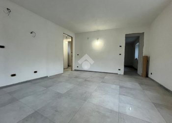Three-room apartment Via Carle Costanzo, Barge - photo 9