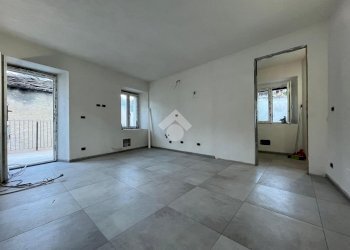 Three-room apartment Via Carle Costanzo, Barge - photo 12