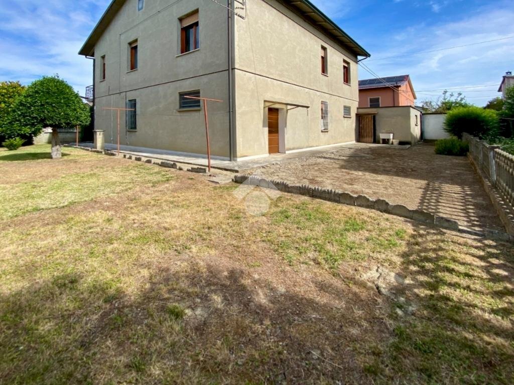 Casa indipendente Viale Pietro Mascagni, Reggiolo - foto 3
