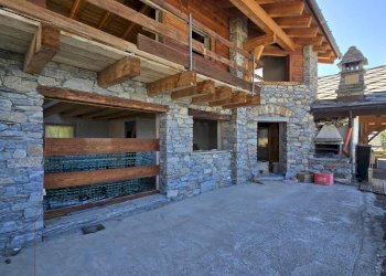 Three-family Villa Villaggio Jeanceyaz, Quart - photo 31