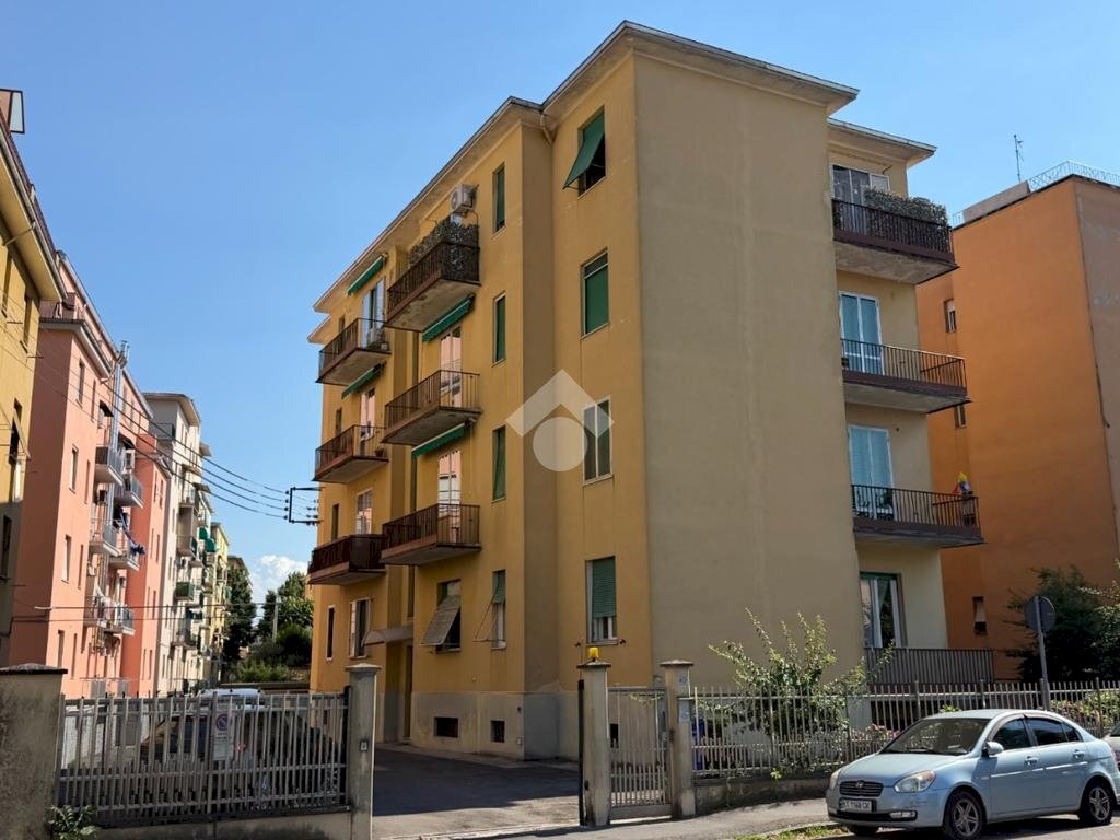 Three-room apartment Via Volturno, Parma - photo 1