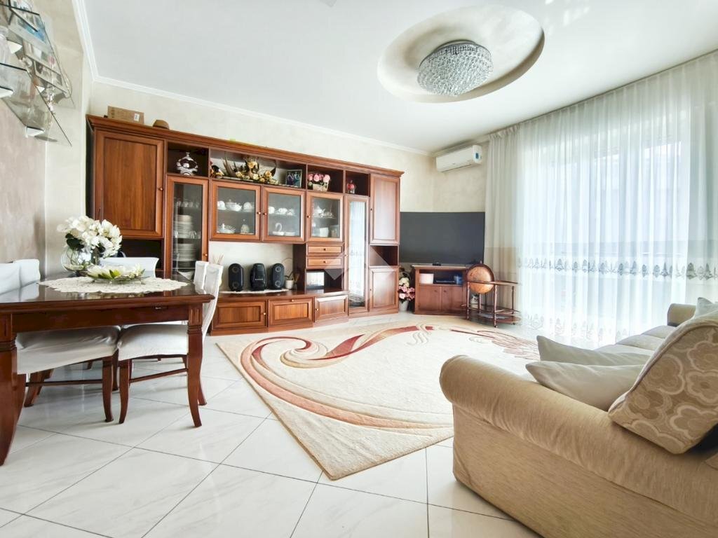 Three-room apartment Via carlo sormani, Cusano Milanino - photo 1