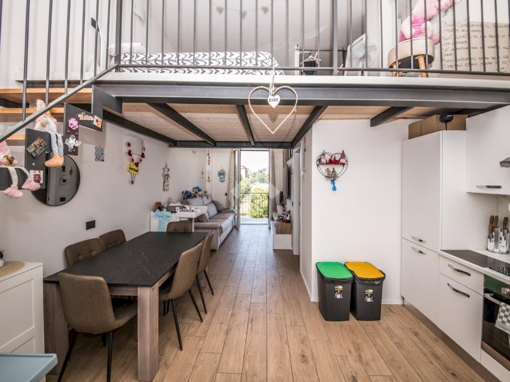 Two-room apartment Via Francesco Rismondo, Milano (neighborhood Baggio) - photo 1