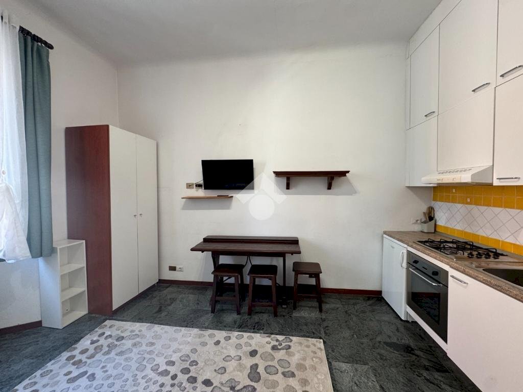 One-room apartment Via Plinio, Milano (neighborhood Città Studi) - photo 2
