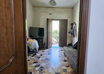 Three-room apartment VIA PIOMBELLI, Genova (neighborhood Rivarolo) - photo 9