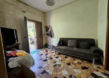 Three-room apartment VIA PIOMBELLI, Genova (neighborhood Rivarolo) - photo 10