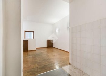 Two-room apartment Viale Certosa, Milano (neighborhood Portello) - photo 9