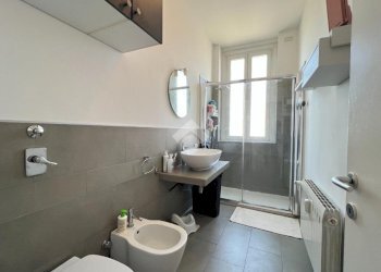 Two-room apartment Viale Caterina da Forlì, Milano (neighborhood Gambara) - photo 16