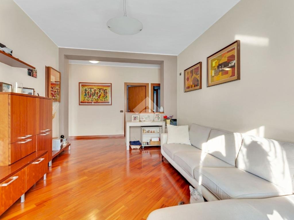Three-room apartment Via Vittorio Bottego, Milano (neighborhood Crescenzago) - photo 3