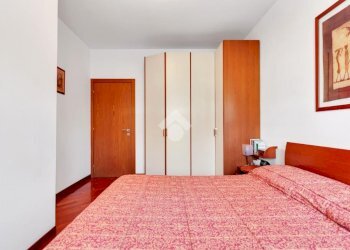 Three-room apartment Via Vittorio Bottego, Milano (neighborhood Crescenzago) - photo 16