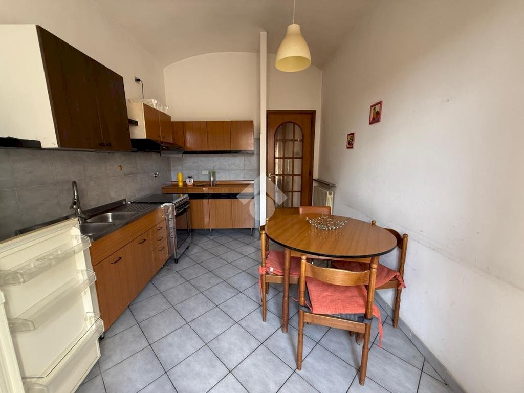 Three-room apartment Via venasca, Torino (neighborhood Cenisia) - photo 2
