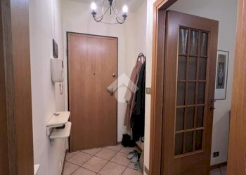 Three-room apartment Via Gian Francesco Bellezia, Torino (neighborhood Quadrilatero Romano) - photo 4