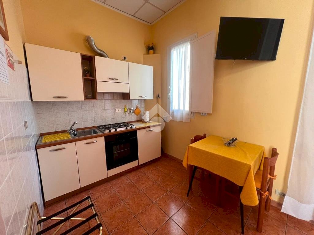 One-room apartment Via Maria Vittoria, Torino (neighborhood Centro) - photo 1