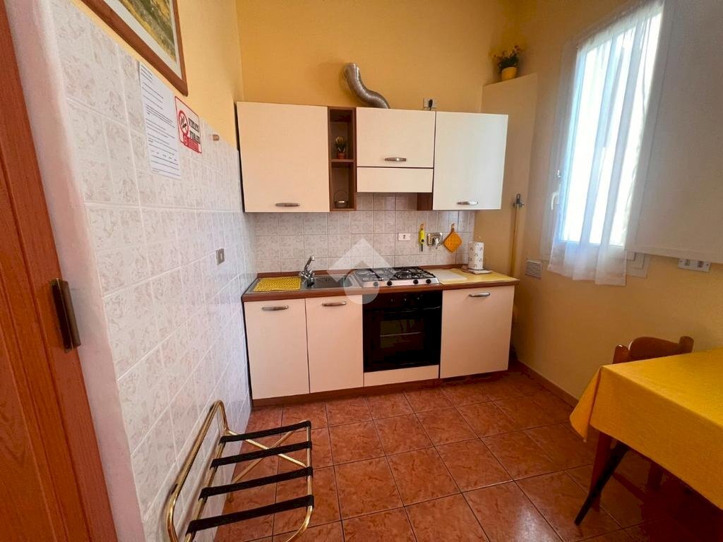 One-room apartment Via Maria Vittoria, Torino (neighborhood Centro) - photo 2
