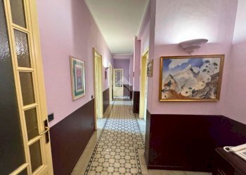 One-room apartment Via Cibrario, Torino (neighborhood San Donato) - photo 16