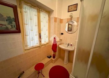 One-room apartment Via Cibrario, Torino (neighborhood San Donato) - photo 20