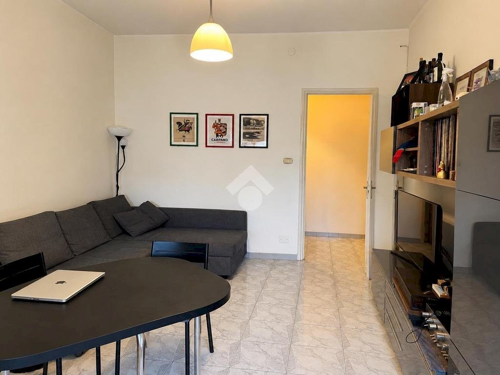Two-room apartment Via Bene Vagienna, Torino (neighborhood Santa Rita) - photo 1