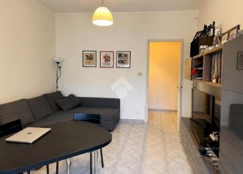 Two-room apartment Via Bene Vagienna, Torino (neighborhood Santa Rita) - photo 1