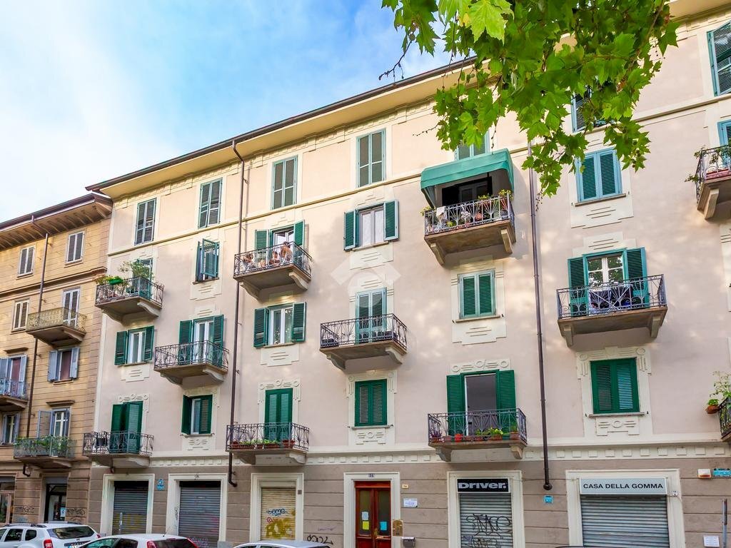 Three-room apartment Corso Tortona, Torino (neighborhood Vanchiglietta) - photo 1
