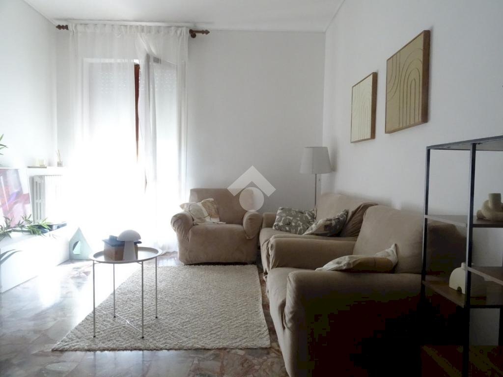 Four-room apartment Piazza Mantelli, Alessandria - photo 3