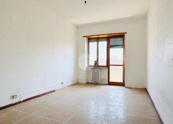 Three-room apartment via lanzo, Torino (neighborhood Madonna Campagna) - photo 3