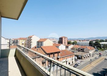 Three-room apartment via lanzo, Torino (neighborhood Madonna Campagna) - photo 8