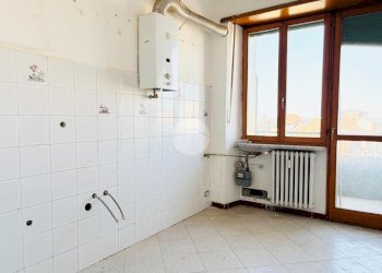 Three-room apartment via lanzo, Torino (neighborhood Madonna Campagna) - photo 9