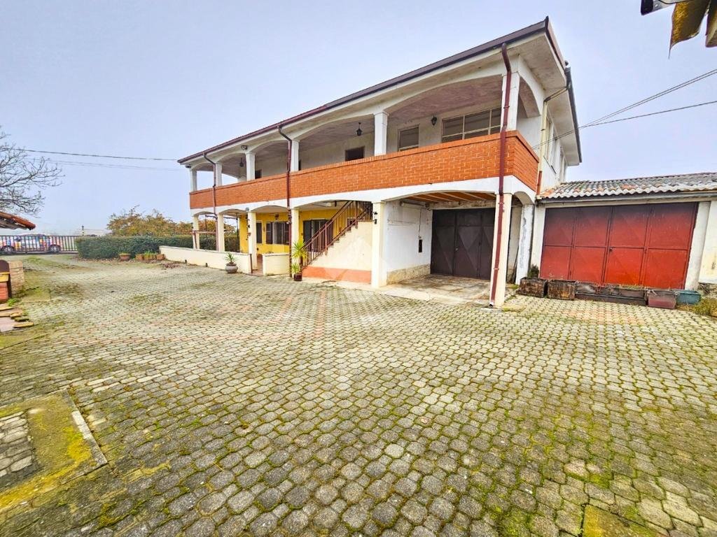 Casa semi indipendente Str. Lonzi, Alessandria - foto 1