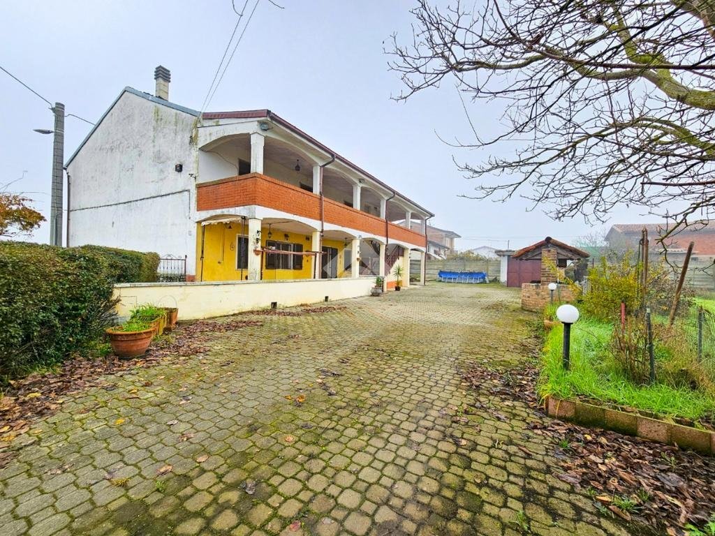 Casa semi indipendente Str. Lonzi, Alessandria - foto 2
