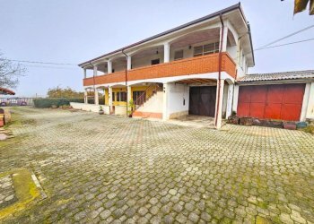 Casa semi indipendente Str. Lonzi, Alessandria - foto 1