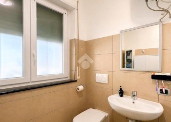 Two-room apartment Via del Molo, Savona - photo 18