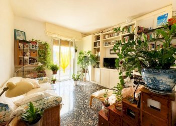 Three-room apartment Via Filippo Corridoni, Savona (neighborhood Villapiana) - photo 2