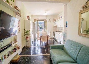 Apartment Via Montaldo, Genova (neighborhood Marassi) - photo 3