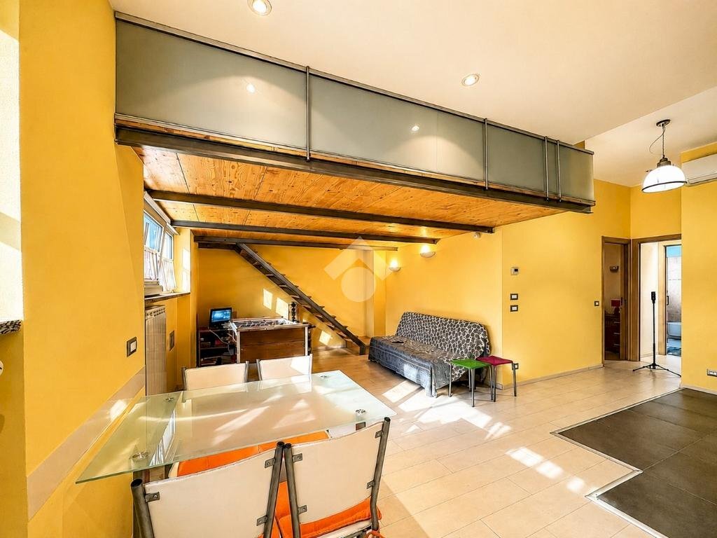 Two-room apartment Via Giuseppe Saredo, Savona (neighborhood Fornaci) - photo 1