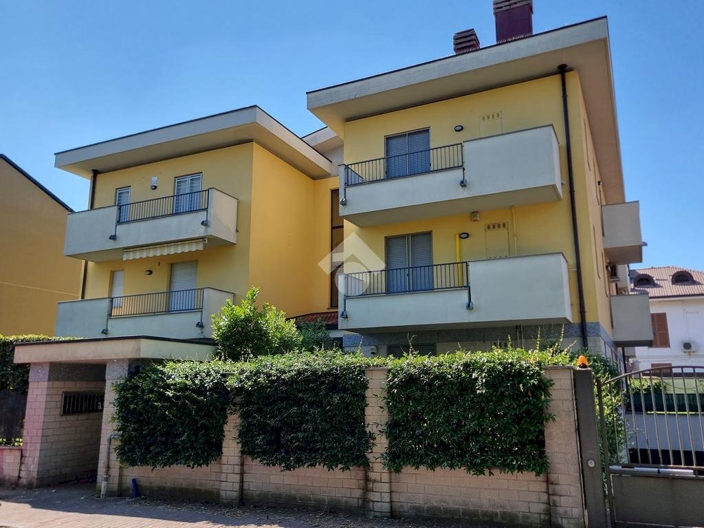 Two-room apartment Via Don Baroni, Carugate - photo 3