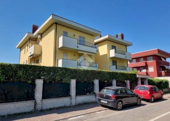 Two-room apartment Via Don Baroni, Carugate - photo 4