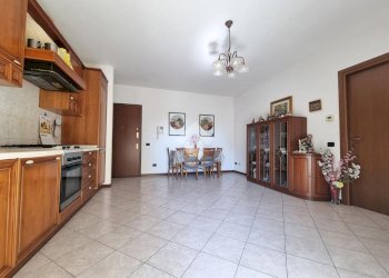 Two-room apartment Via Don Baroni, Carugate - photo 13