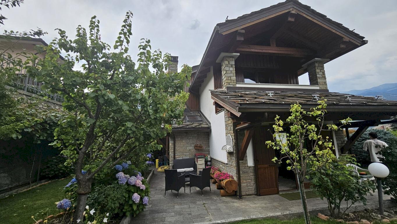 Terraced Villa Frazione Porossan-Roppoz, Aosta - photo 3