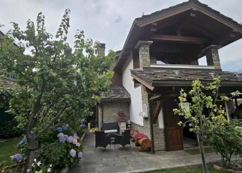 Terraced Villa Frazione Porossan-Roppoz, Aosta - photo 3