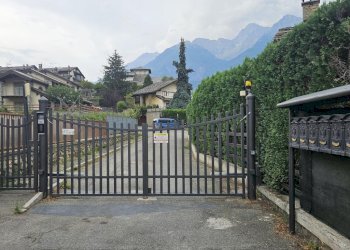 Terraced Villa Frazione Porossan-Roppoz, Aosta - photo 1