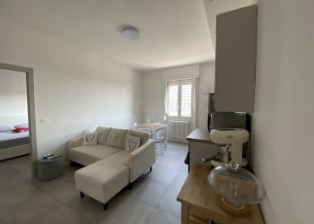 INGRESSO/SOGGIORNO - Bilocale via Emilia Ponente, 24, Bologna - foto 2