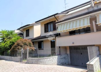 Terraced Villa Via giacomo puccini, Sedriano - photo 1