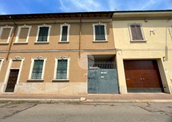Casa indipendente Via Giuseppe Verdi, Magenta - foto 1